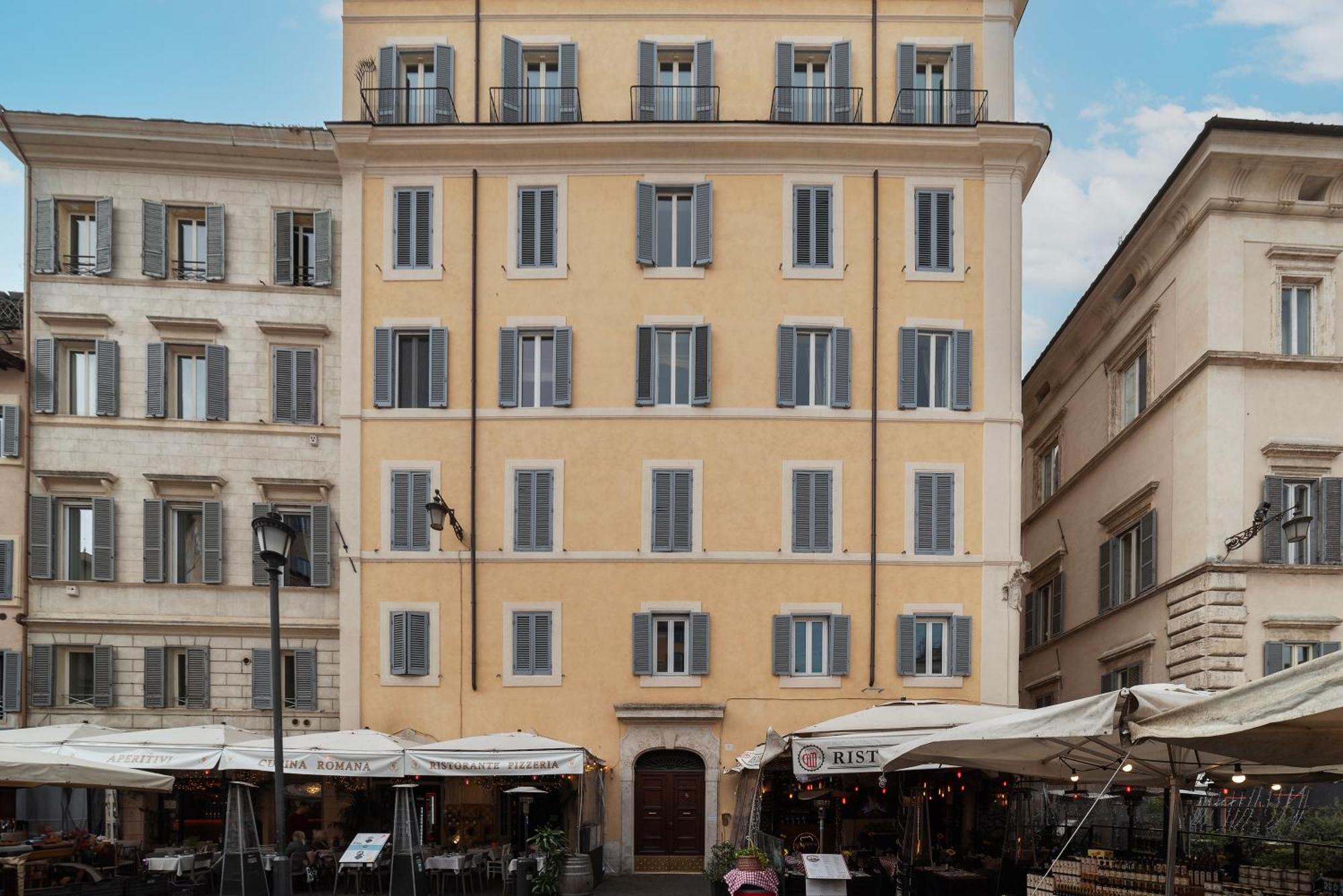 Campo De Fiori Unique *